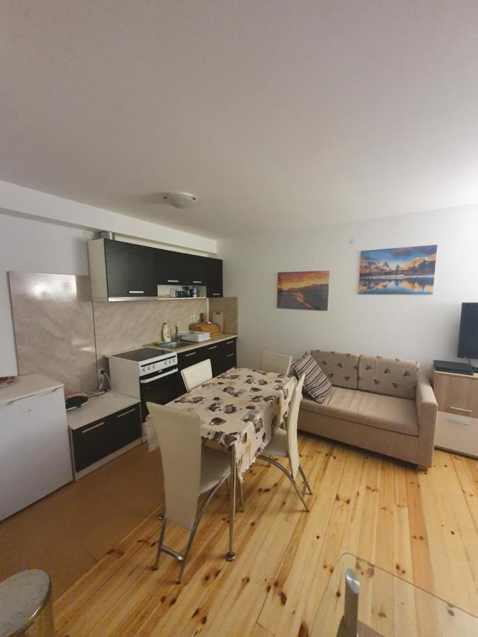 Mila Apartment Бансько Екстер'єр фото